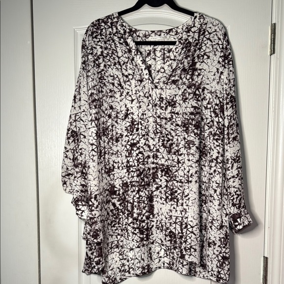 Violet + Claire Stylish Women's Black and White Top Size 3X - Picture 1 of 2